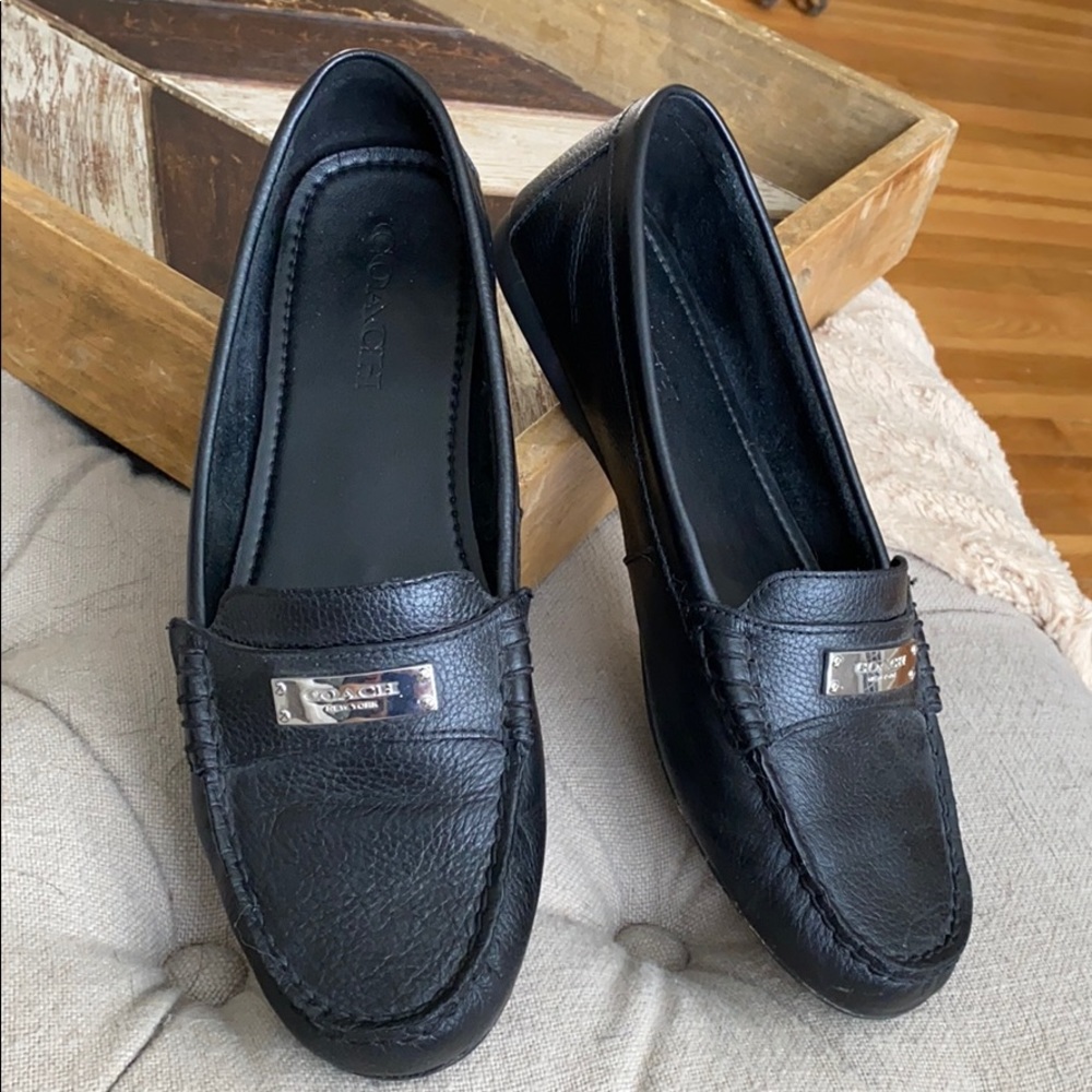 Coach flats